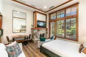 Catamount Lodge 105 by East West Hospitality Truckee